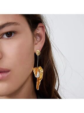 Funky Fashion Earring